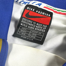 將圖片載入圖庫檢視器 1996-97 意大利｜作客｜90% New｜M｜1996-97 Italy Away ( M )
