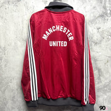 將圖片載入圖庫檢視器 2024-25 曼聯｜Adidas OG Jacket｜BNWT｜2024-25 Manchester United Adidas OG Jacket（ Multiple Sizes )
