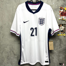 將圖片載入圖庫檢視器 2024-25 英格蘭｜主場｜#21 明奴｜BNWT｜2024-25 England Home #21 Mainoo ( Multiple Sizes )
