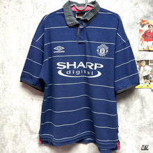 將圖片載入圖庫檢視器 1999-00 曼聯｜作客｜#18 史高斯｜90% New｜M｜1999-00 Manchester United #18 Scholes ( M )
