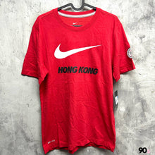 將圖片載入圖庫檢視器 Nike 香港 Tee｜BNWT｜M｜Nike Team Hong Kong Tee ( M )
