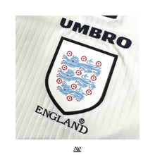 將圖片載入圖庫檢視器 1997-98 英格蘭｜主場長袖｜95% New｜M｜1997-98 England Home L/S ( M )
