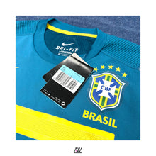 將圖片載入圖庫檢視器 2011-12 巴西｜作客｜球員版｜BNWT｜M｜2011-12 Brazil Away Player ( M )
