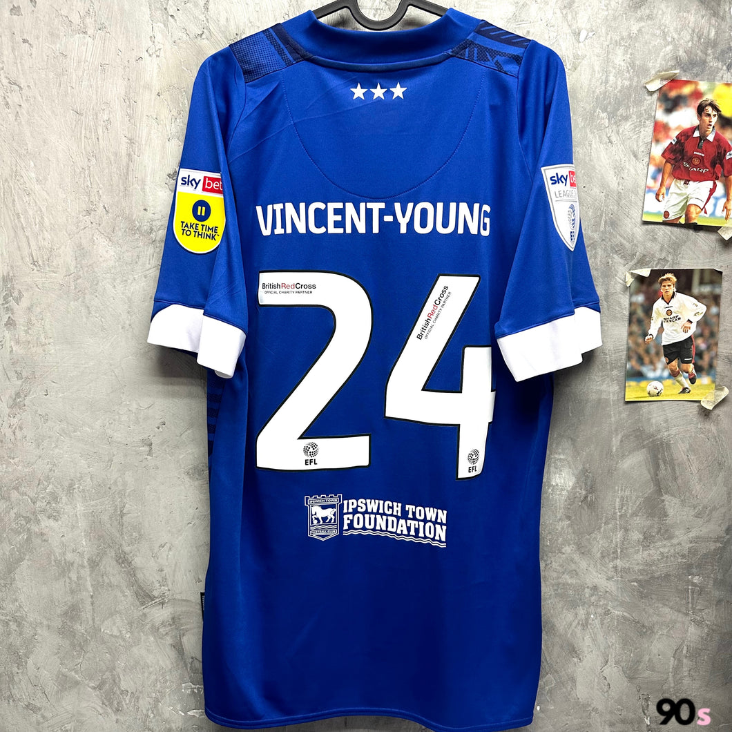 2022-23 葉士域治｜主場｜#24 Vincent - Young ｜英甲Set｜90% New｜L｜2022-23 Ipswich Home #24 Vincent - Young League one Set ( L )