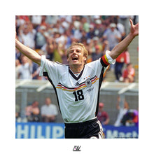 將圖片載入圖庫檢視器 1998-00 德國｜主場｜#18 奇連士文｜90% New｜M｜1998-00 Germany Home #18 Klinsmann (M)
