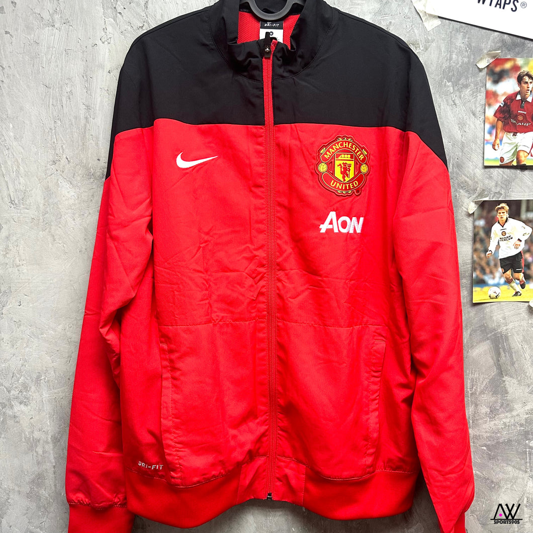 2013-14 曼聯｜練習外套｜BNWT｜M｜2013-14 Manchester United Training Jacket (M)