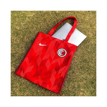 將圖片載入圖庫檢視器 【Football Culture Studio】- 2020-22 Hong Kong Home Tote Bag
