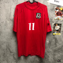 將圖片載入圖庫檢視器 2004-06 威爾斯｜主場｜#11 傑斯｜90% New｜L｜2004-06 Wales Home #11 Giggs (L)
