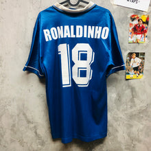 將圖片載入圖庫檢視器 1994/96 巴西 ｜作客 ｜#18 朗拿度｜80% New｜L｜1994/96 Brazil Away #18 Ronaldo (Ronaldinho) (L)
