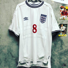 將圖片載入圖庫檢視器 1999-01 英格蘭｜主場｜#8 史高斯｜90% New｜M｜1999-01 England Home #8 Scholes (M)
